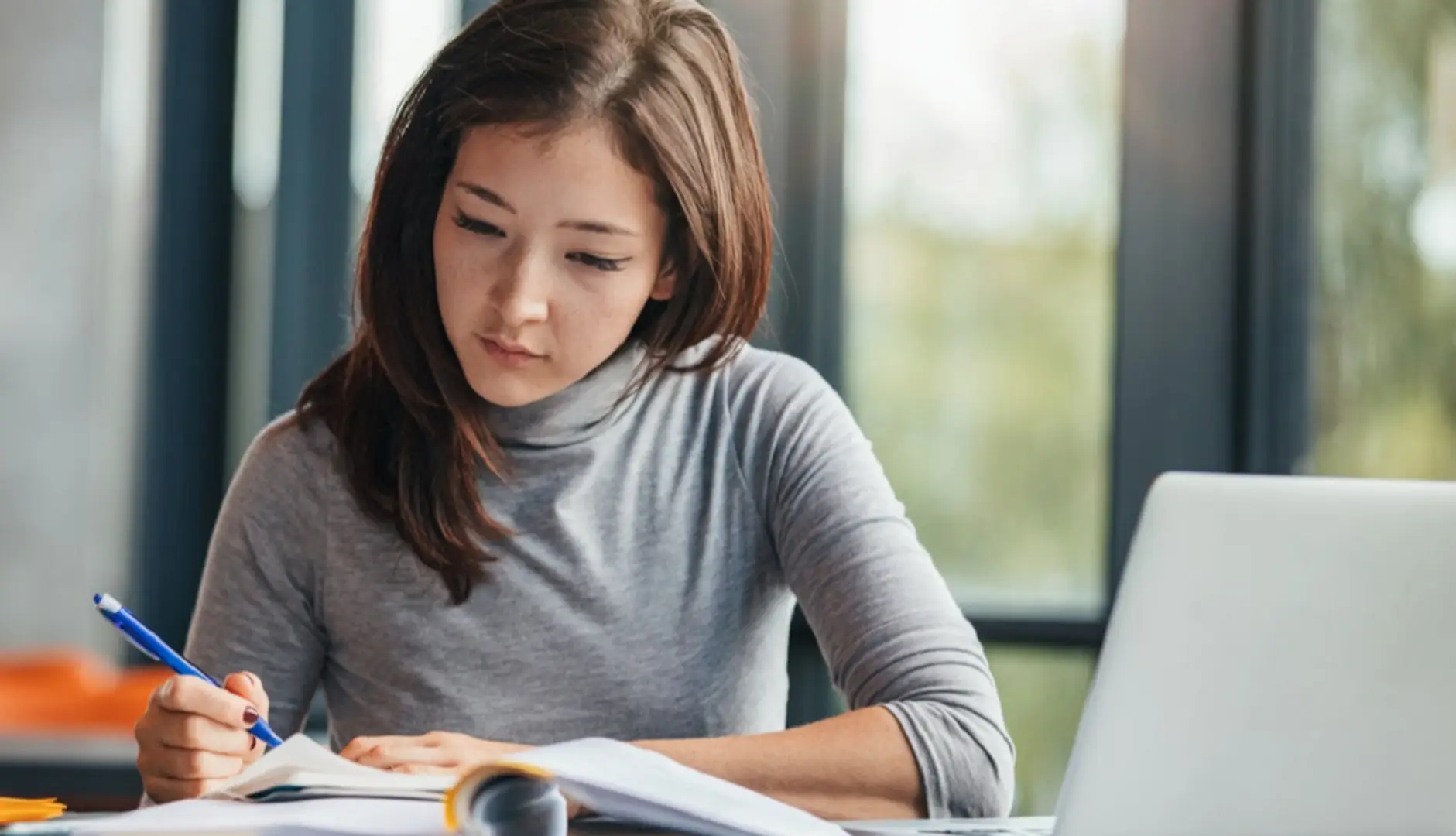 67e7949325319a2219e87f3c